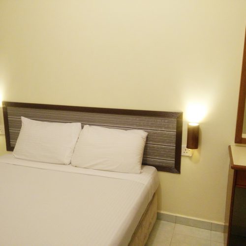 Executive Family Room B / Standard Room