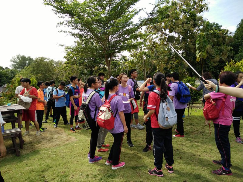 jungle-tracking-activity-and-afternoon-tea-at-beach-cafe-teluk-batik-07